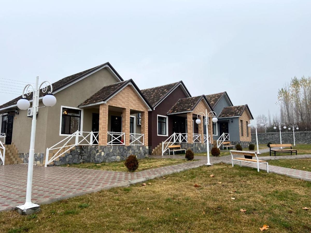 Tulpan Hotel Sheki Exterior photo